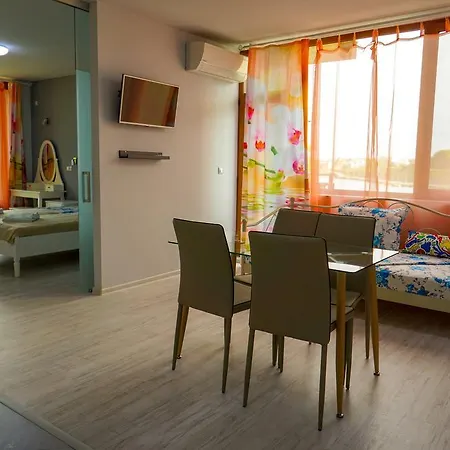 Grace - Port * Tsarevo